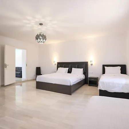 Vila The George With Private Pool, Close To - Chora *