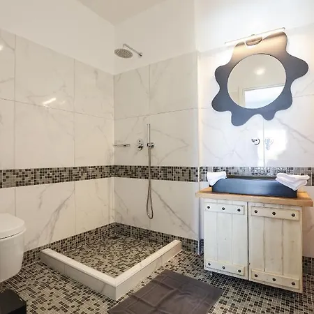Vila The George With Private Pool, Close To - Chora
