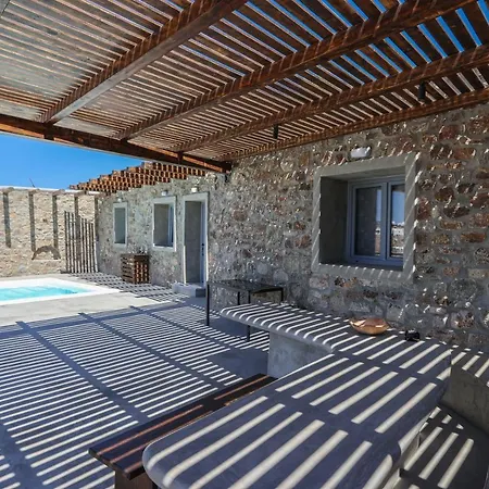 The George With Private Pool, Close To - Chora Βίλα Mykonos Town