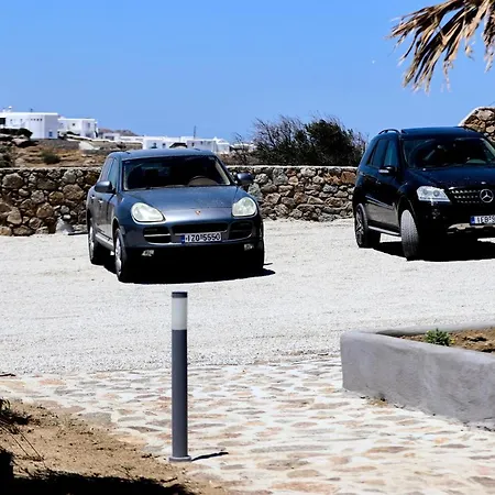 The George With Private Pool, Close To - Chora Βίλα