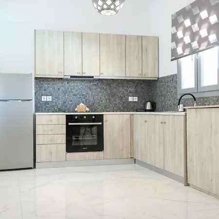 The George With Private Pool, Close To - Chora Villa *