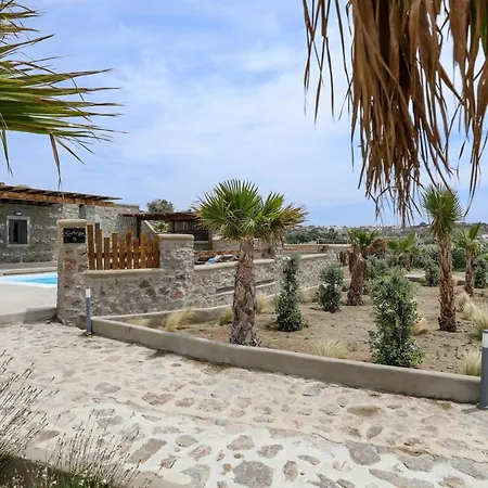 The George With Private Pool, Close To - Chora Βίλα