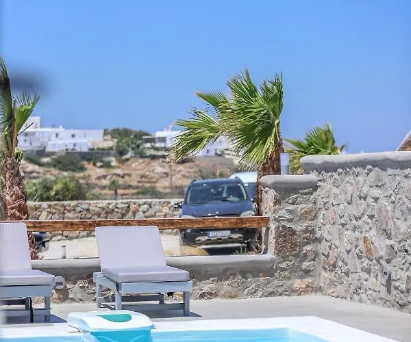 The George With Private Pool, Close To - Chora וילה *