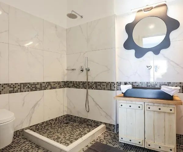 וילה The George With Private Pool, Close To - Chora