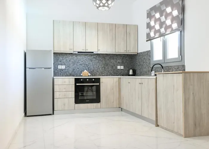 The George With Private Pool, Close To - Chora וילה *