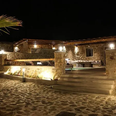 The George With Private Pool, Close To - Chora ヴィラ *