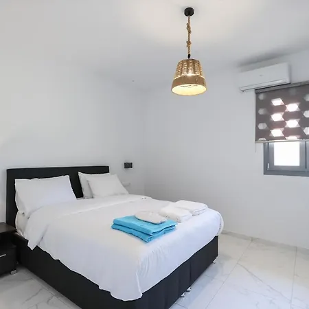 ヴィラ The George With Private Pool, Close To - Chora Mykonos Town